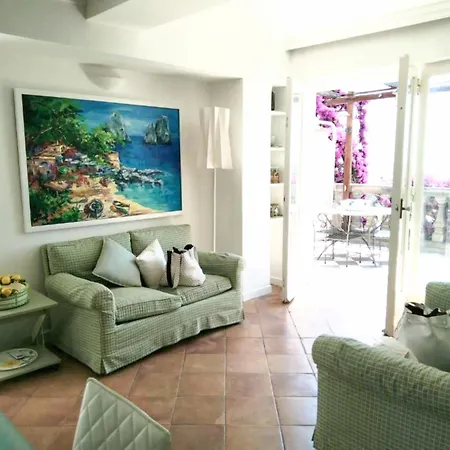 Holiday home - Andri